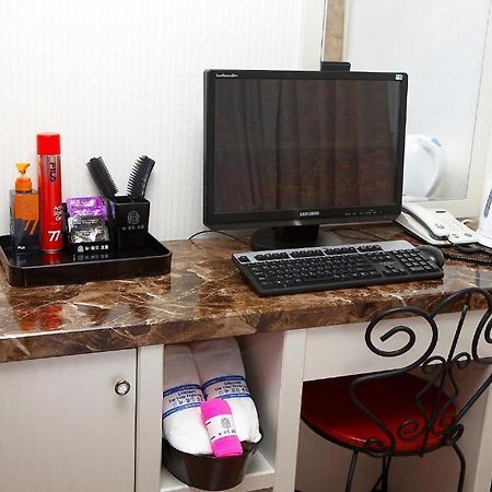 New World Hotel Yongsan Seoul Bagian luar foto